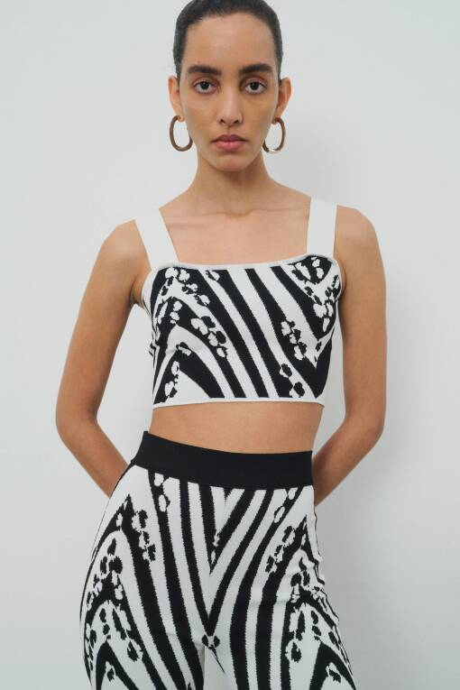 Black and White Patterned Crop Top - 1
