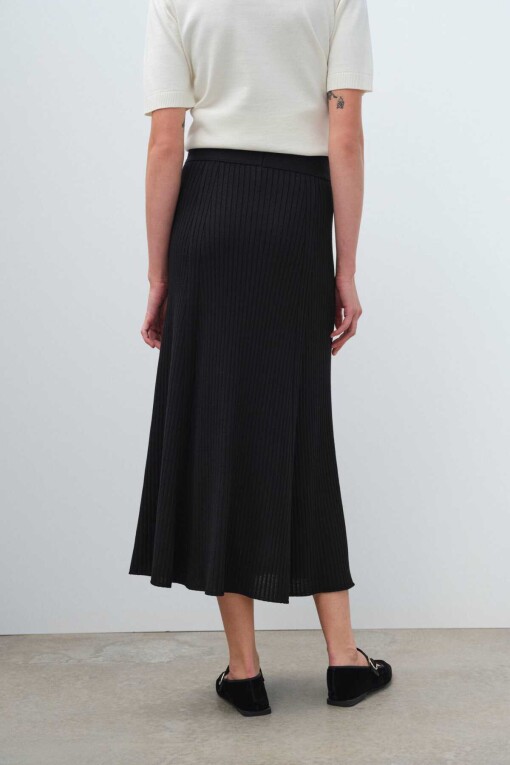 Black Knitwear Skirt - 3