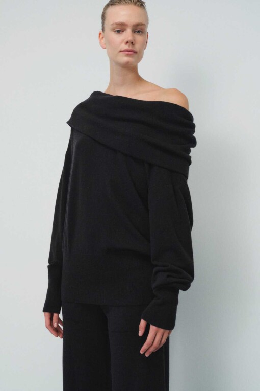 Black Shoulder Detailed Sweater - 3