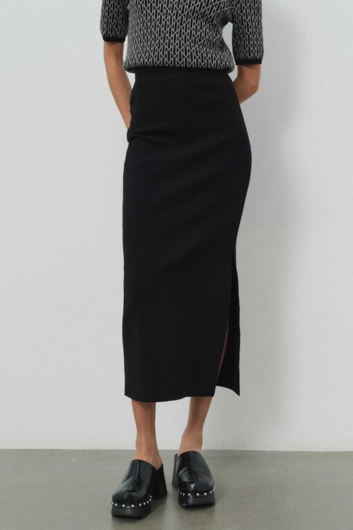 Black Slit Detail Midi Knit Pencil Skirt 