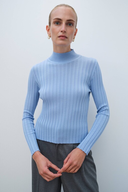 Blue Pullover with Half Turtleneck 