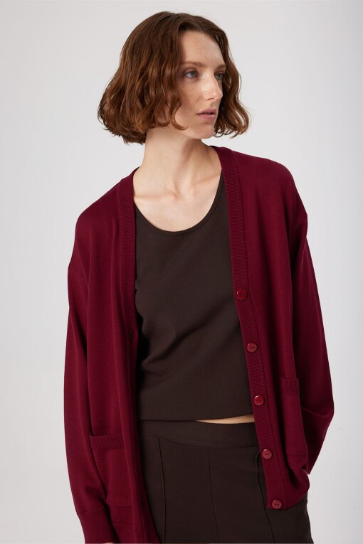 Burgundy Buttoned Basic Women's Cardigan 