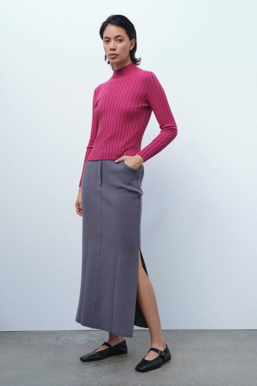 Dried Rose Color Pullover with Half Turtleneck - 3