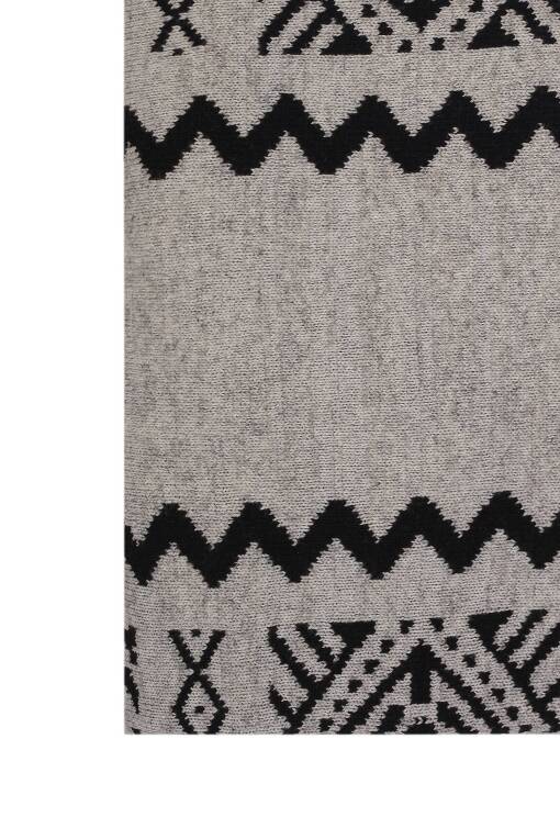 Ethic Pattern Wool Blanket in Gray - 2