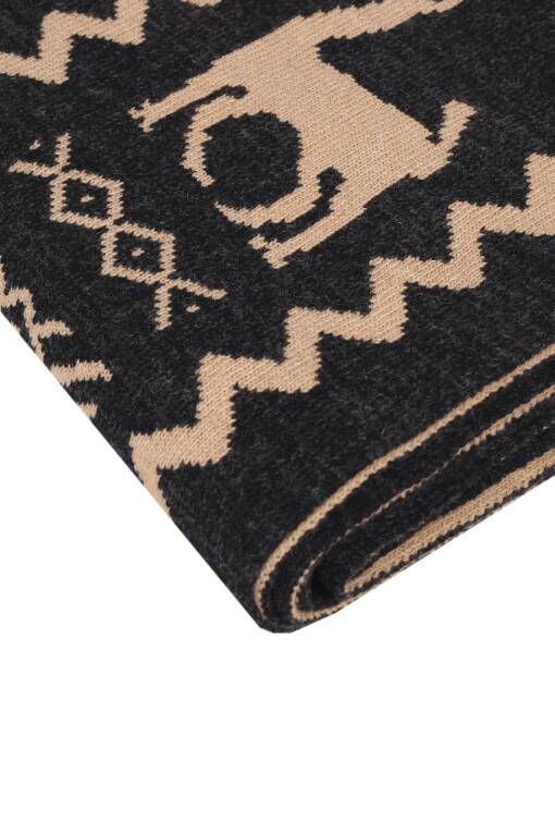 Ethnic Patterned Blanket in Anthracite - 3