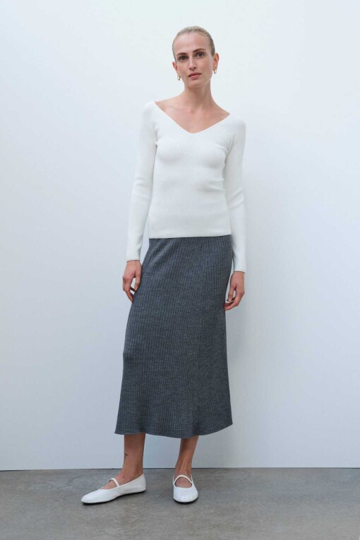 Grey Knitwear Skirt - 1