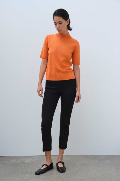 Half Turtleneck Orange Sweater - 2