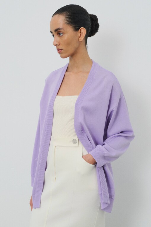 Lilac Cardigan with Pockets 