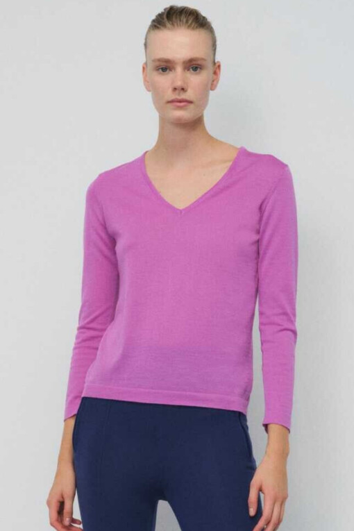 Mauve Color Long Sleeve V-Neck Sweater - 1