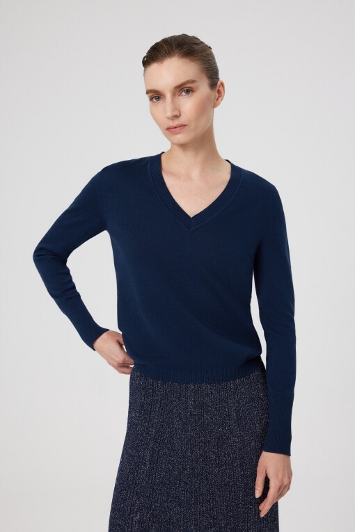 Navy V-Neck Long Sleeve Women's Sweater 