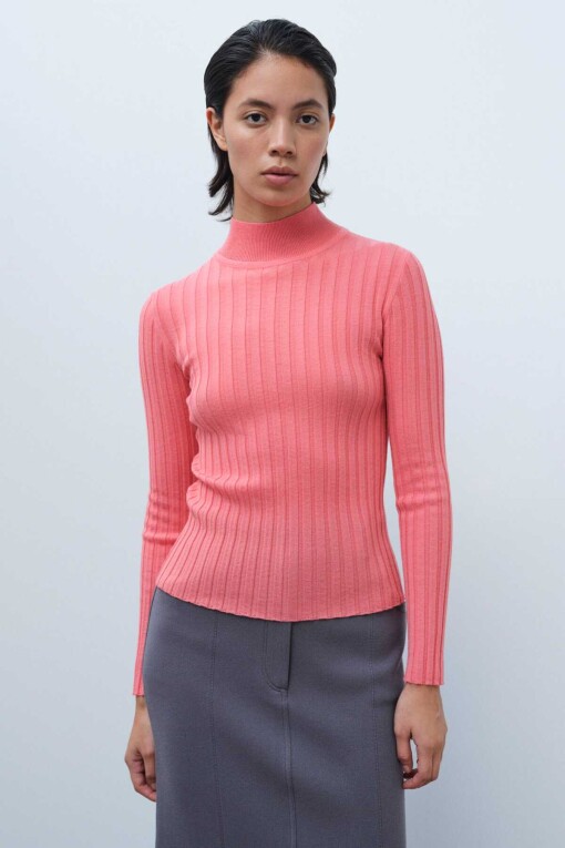 Pink Half Turtleneck Women's Sweater 