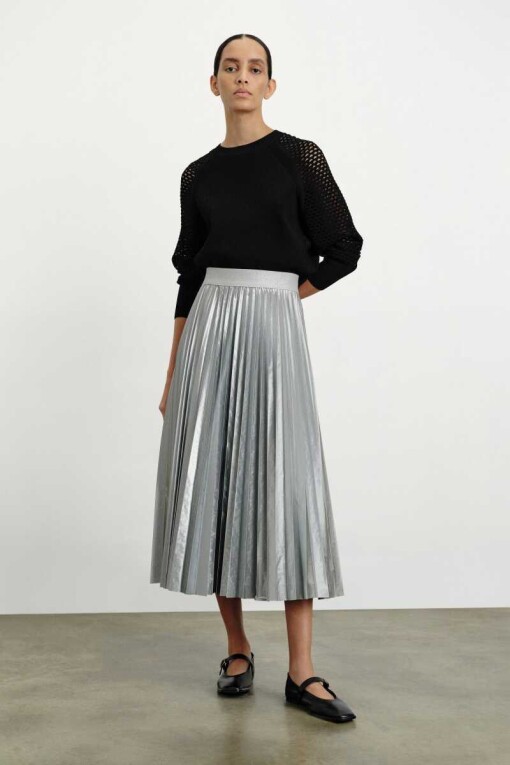 Pleated Metallic Grey Skirt 