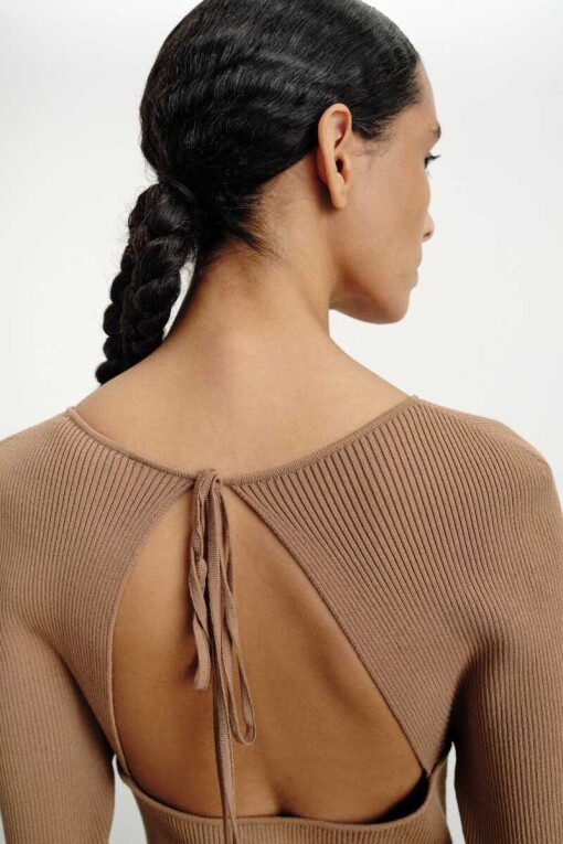 Camel Knitwear Dress with Back Decollete - 4