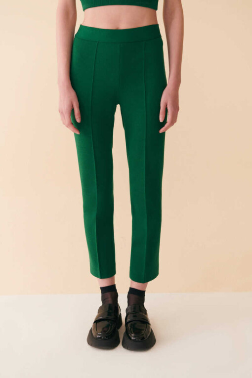 Green Pants 