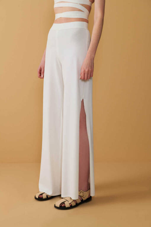 Knitwear Trousers with Off White Slit Detail - 2