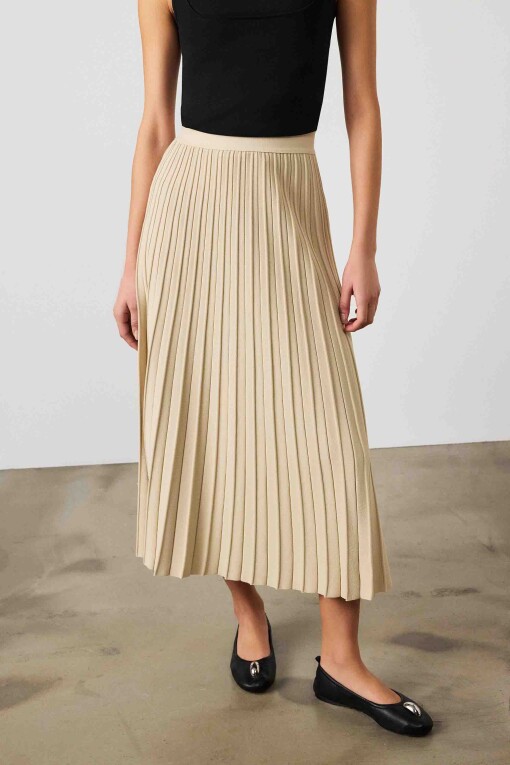 Pleated Beige Tricot Skirt - 3