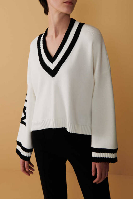 V-neck Off White Sweater - 1