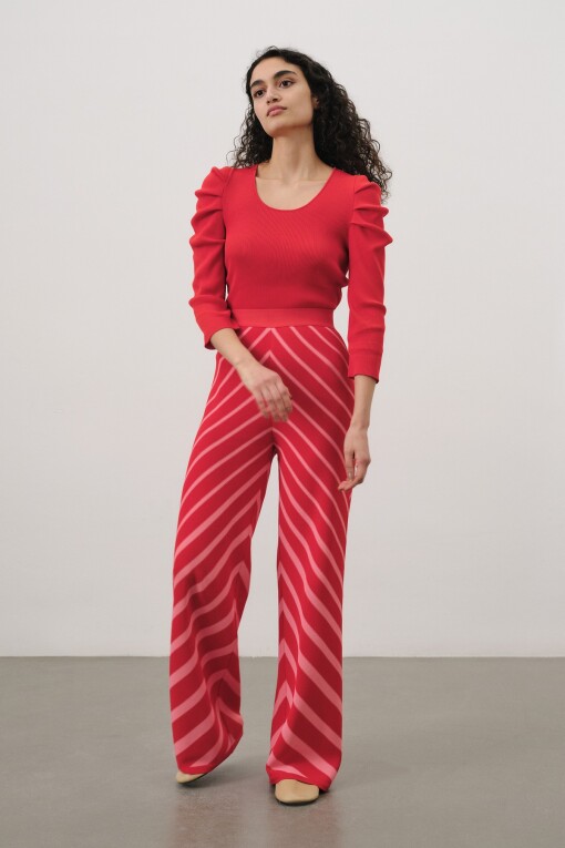 Red Pink Striped Relaxed Fit Knit Women’s Pants 