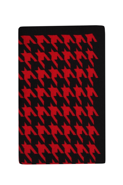 Siyah Kırmızı Battaniye 