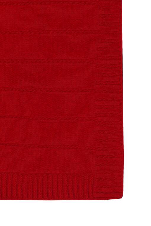 Kırmızı Battaniye - 2