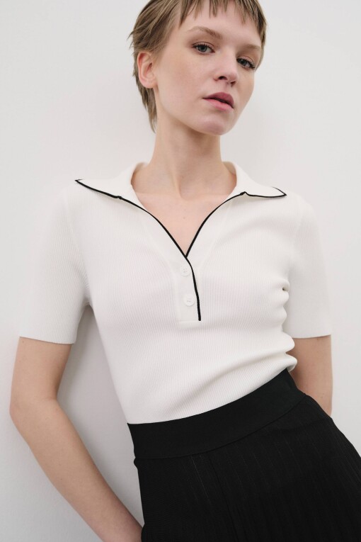 Wide Polo Neck Sweater with Short Sleeve in Ecru 