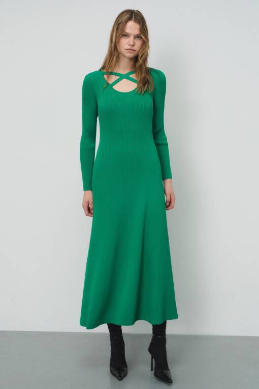 Yeşil Uzun Triko Elbise - 1