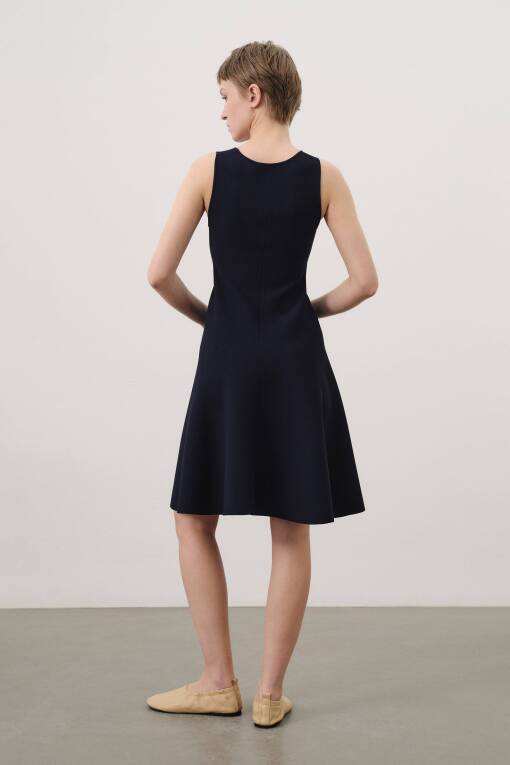 Kalın Askılı Lacivert Triko Elbise - 3