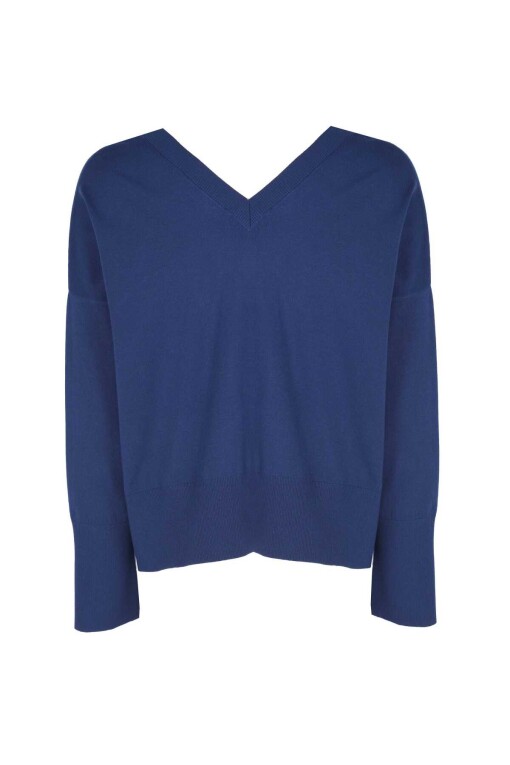 V-Neck Blue Sweater - 4