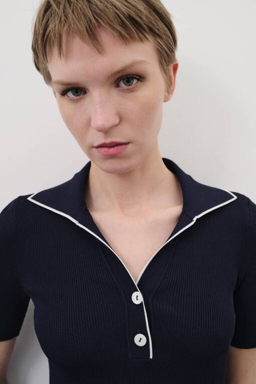 Wide Polo Neck Sweater with Short Sleeve in Dark Blue - 2